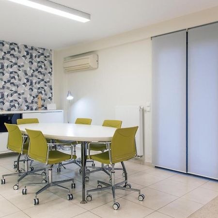 Spacious Fully Equipped 3Bd 2Bath Apt In The Heart Of City With Balconies Ac And Fast Wifi #1 Iraklion Buitenkant foto