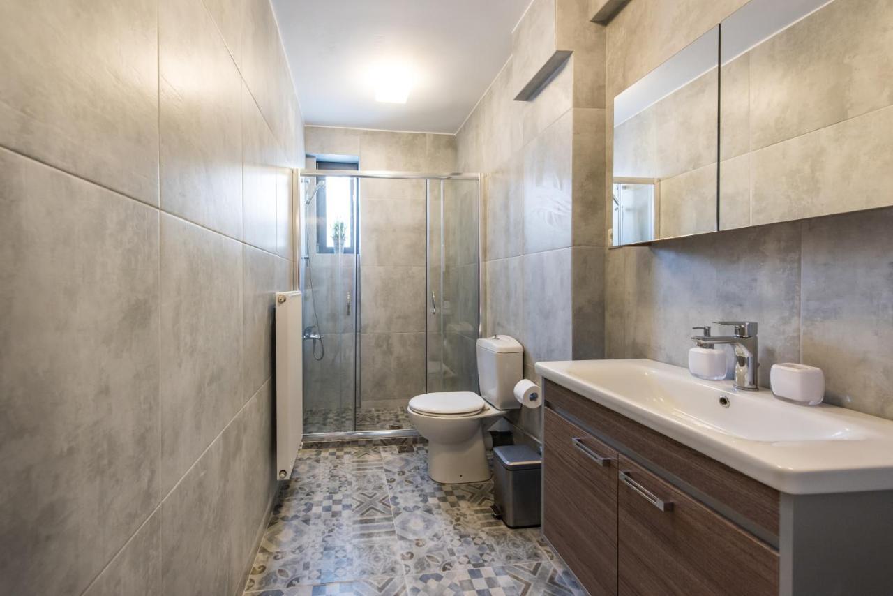 Spacious Fully Equipped 3Bd 2Bath Apt In The Heart Of City With Balconies Ac And Fast Wifi #1 Iraklion Buitenkant foto